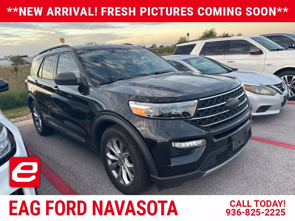 Used 2021 Black Ford XLT image 1