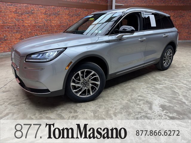 2022 Lincoln Corsair Base