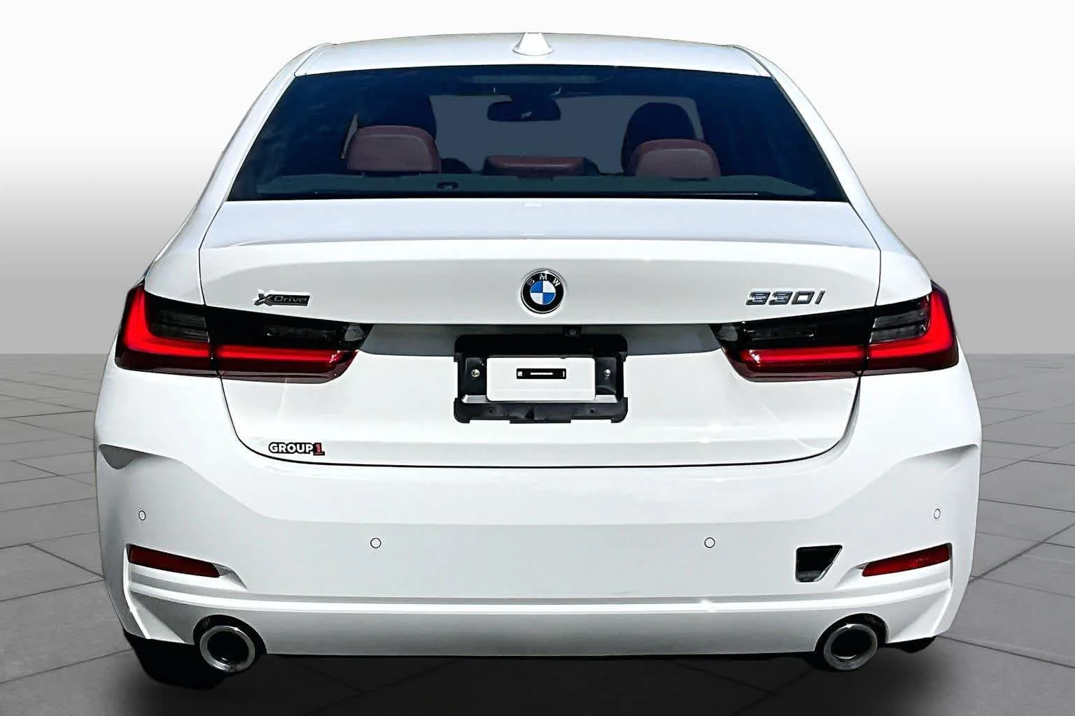 Used 2023 Alpine White BMW 330i xDrive image 5