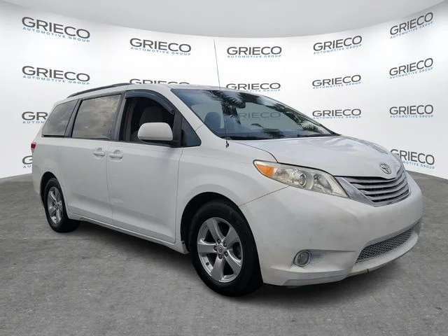 2012 Toyota Sienna