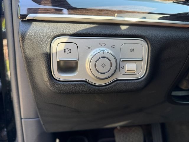 Certified Used 2025 Black Mercedes-Benz GLE 450e image 6