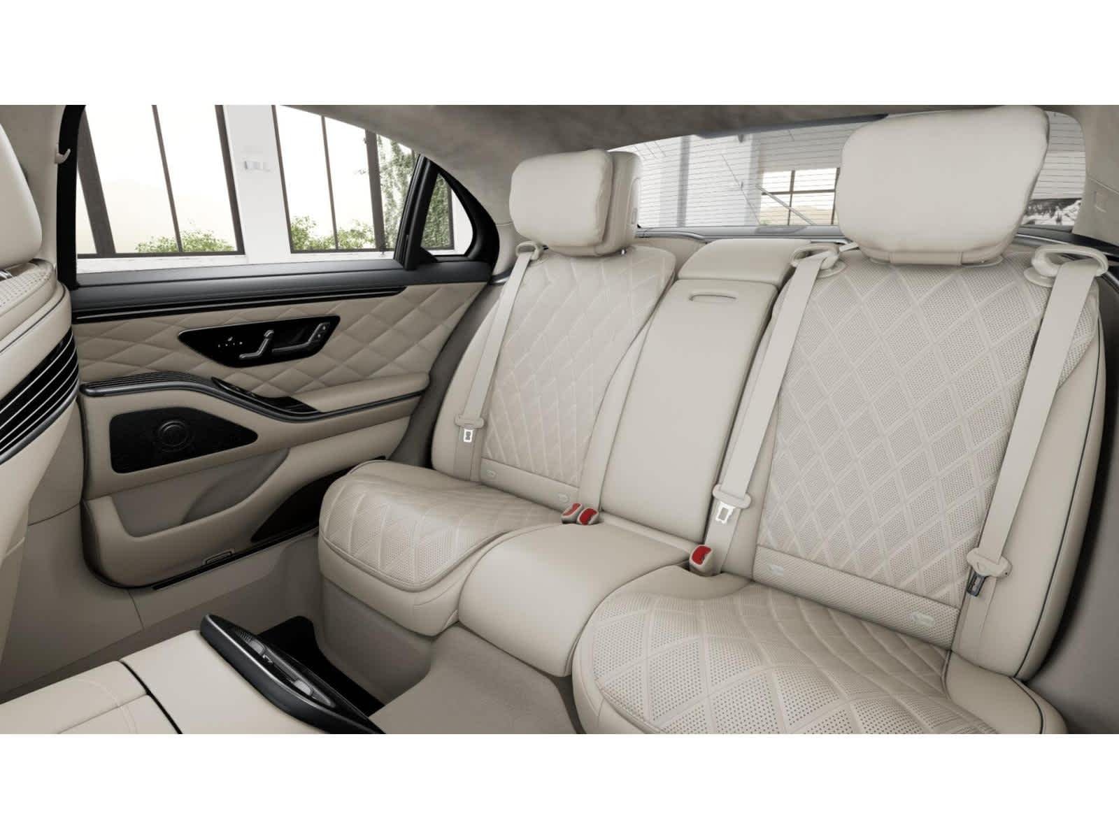 New 2027 Obsidian Black Metallic Mercedes-Benz S 580 image 4