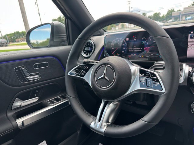 New 2026 Mountain Grey Metallic Mercedes-Benz GLB 250 image 71