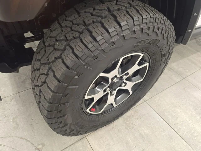 Used 2021 Bright White Clearcoat Jeep Unlimited Rubicon image 36