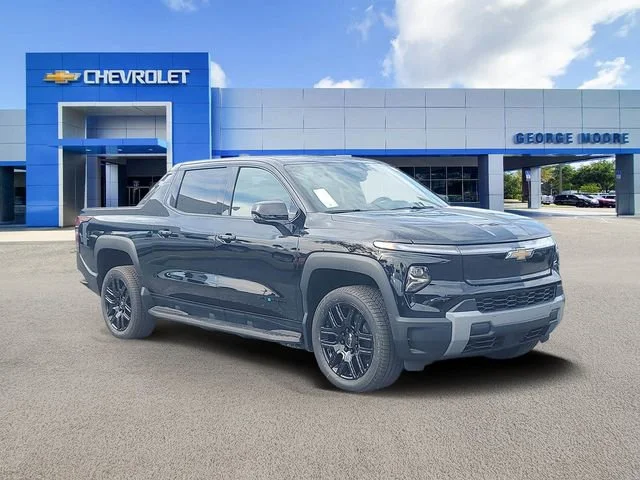 2026 Chevrolet Silverado EV LT Standard Range's photo