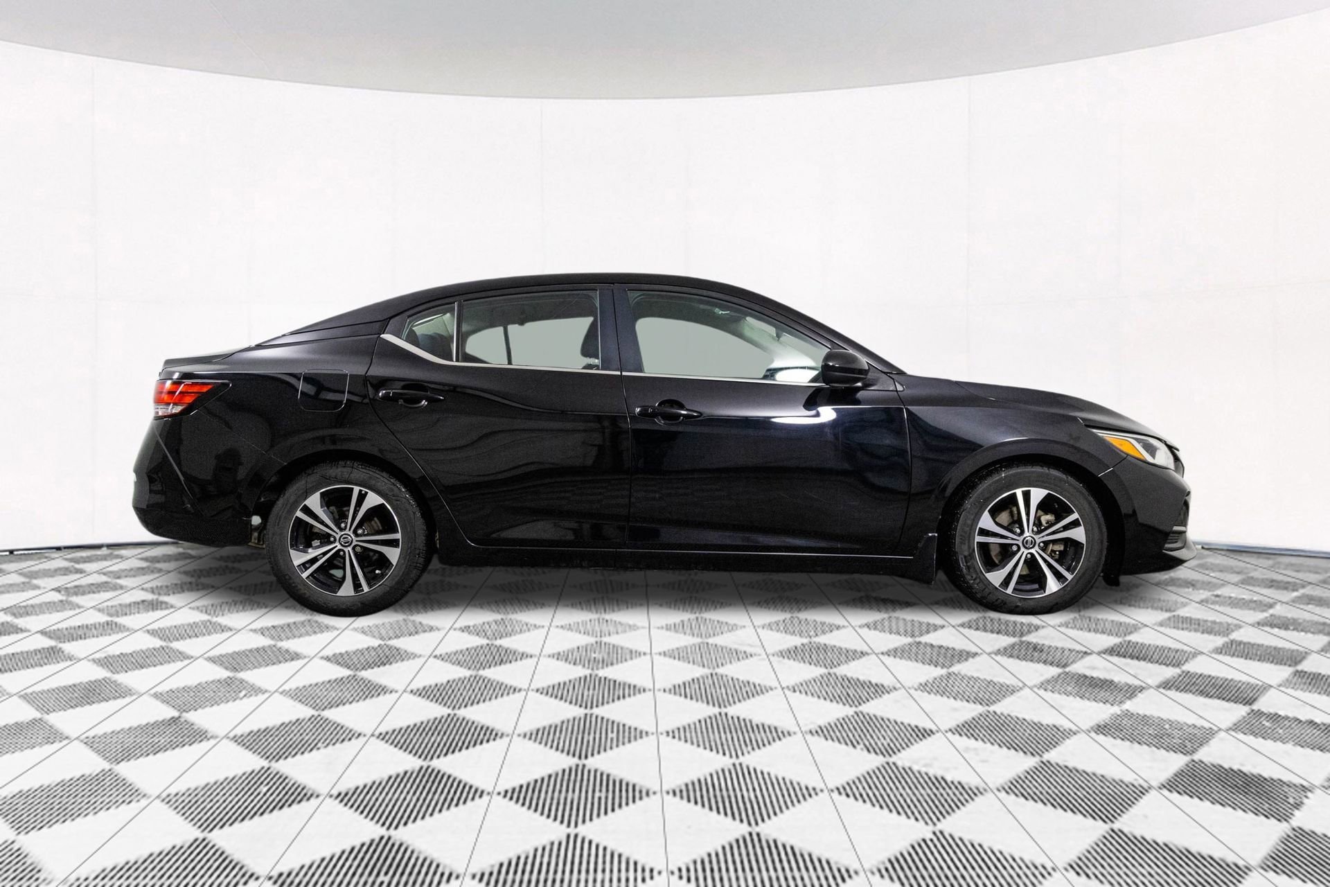 2021 NISSAN SENTRA - Image 15