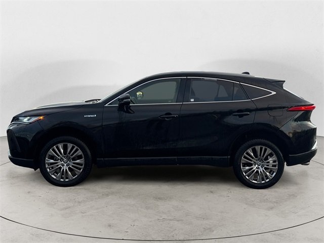 2021 Toyota Venza XLE photo 2