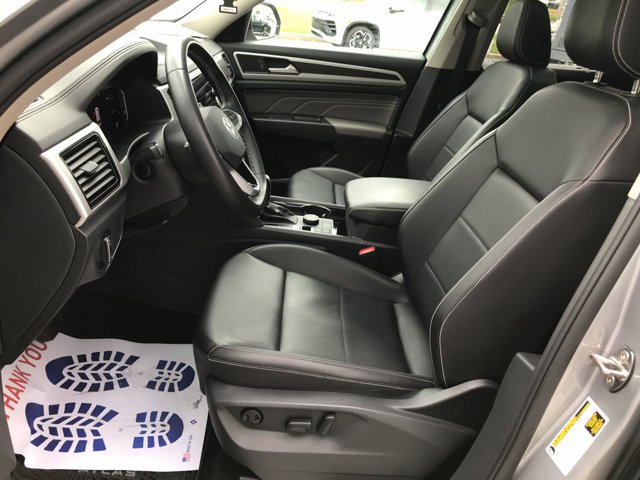 Used 2023 Pyrite Silver Metallic Volkswagen 3.6L V6 SE w/Technology image 26