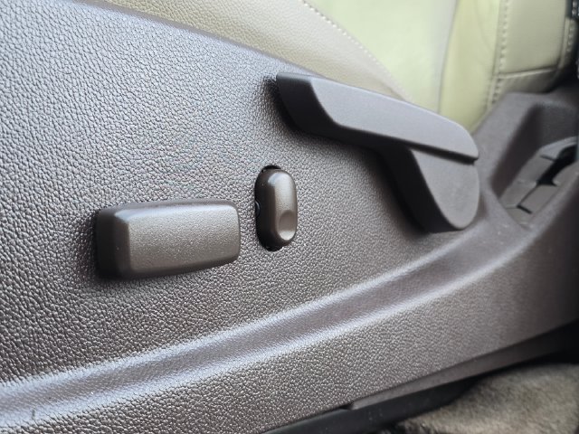 2016 GMC Canyon SLT - Photo 24