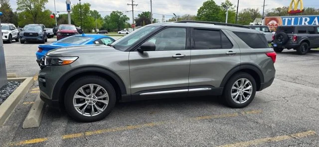 2020 Ford Explorer XLT 4WD's photo