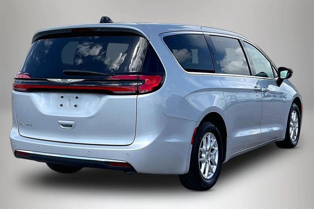 Certified Used 2024 Silver Chrysler Touring L image 5