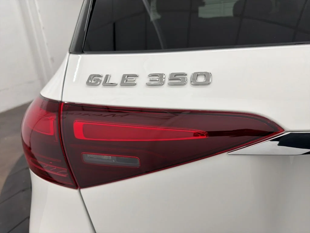 Used 2026 White Mercedes-Benz GLE 350 image 11