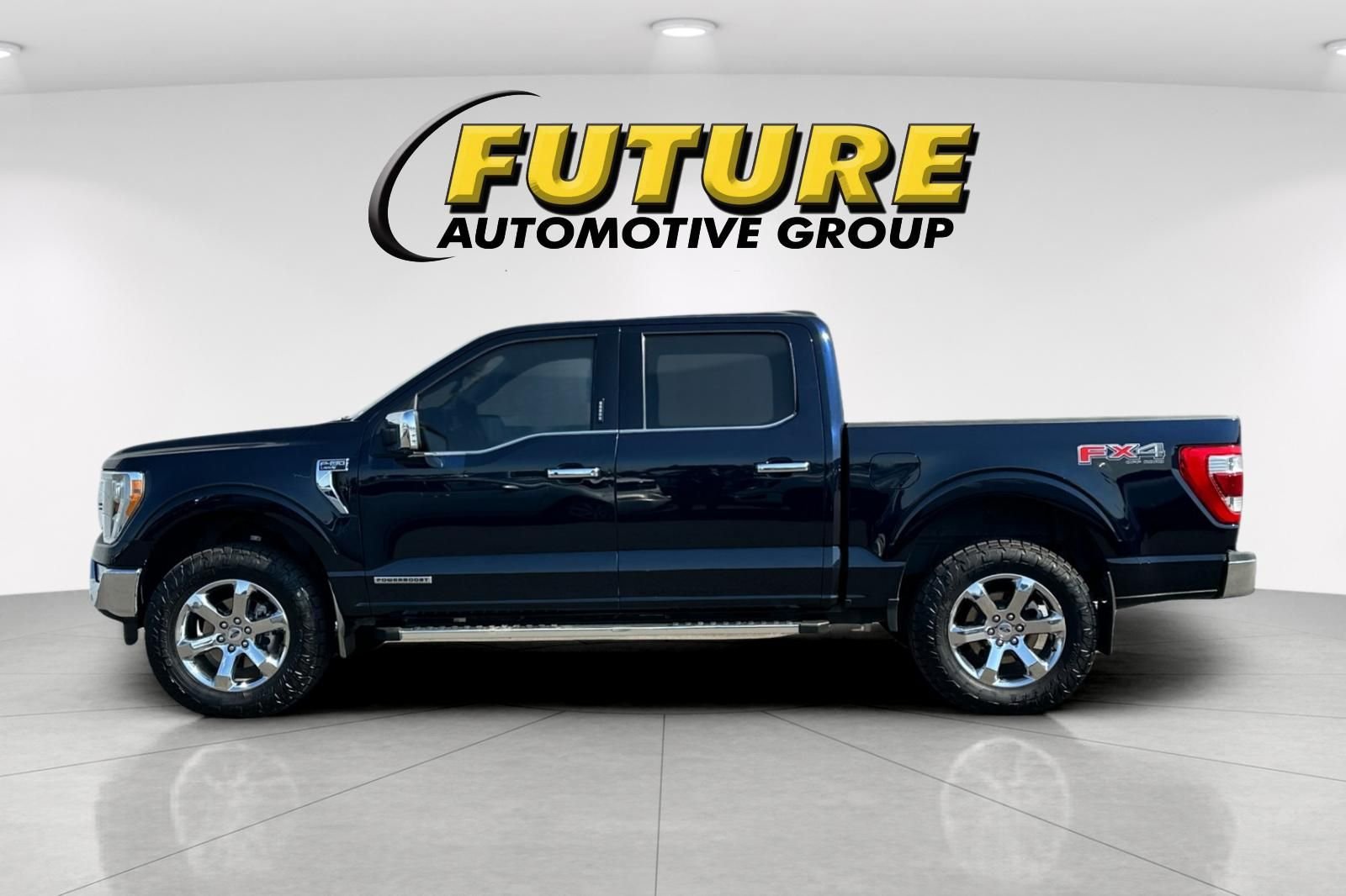 Used 2022 Blue Ford Lariat image 6