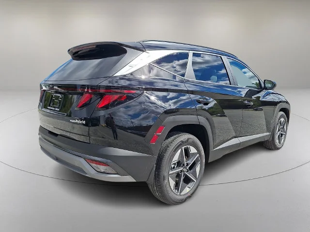 New 2026 Gray Hyundai SEL image 4