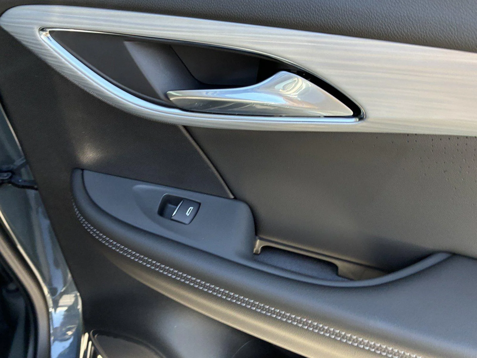 2026 Buick Envision Avenir - Photo 13
