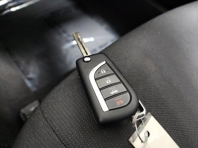 Used 2022 Celestite Toyota LE image 30