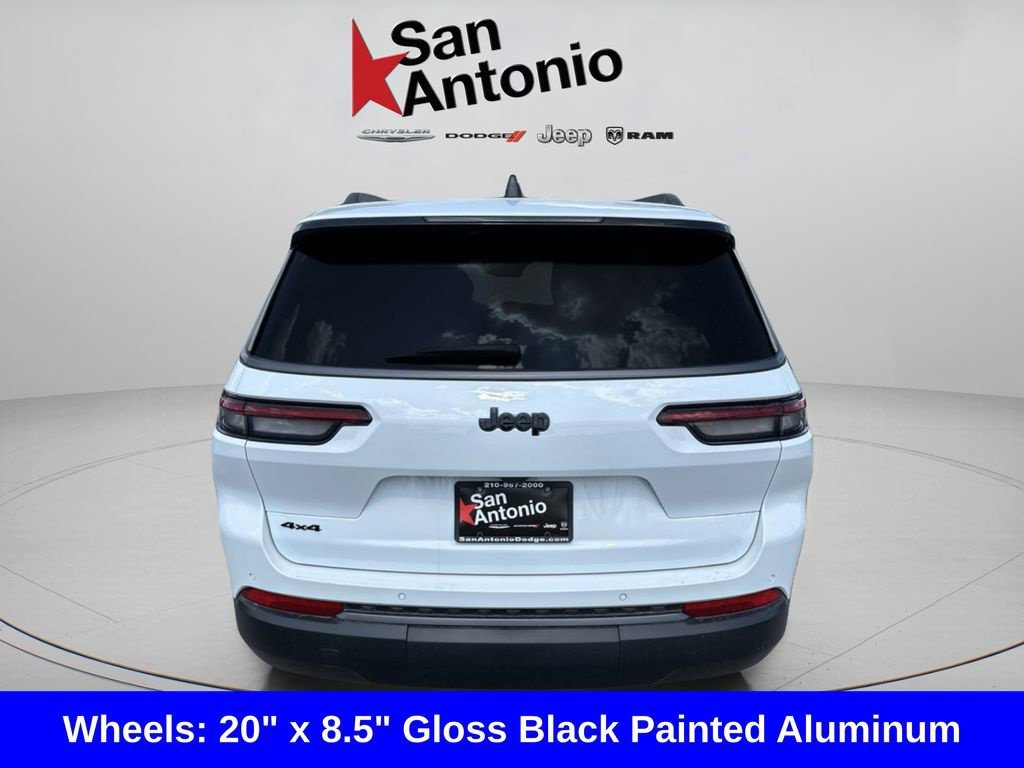 New 2026 Bright White Clear-Coat Exterior Paint Jeep Limited image 15