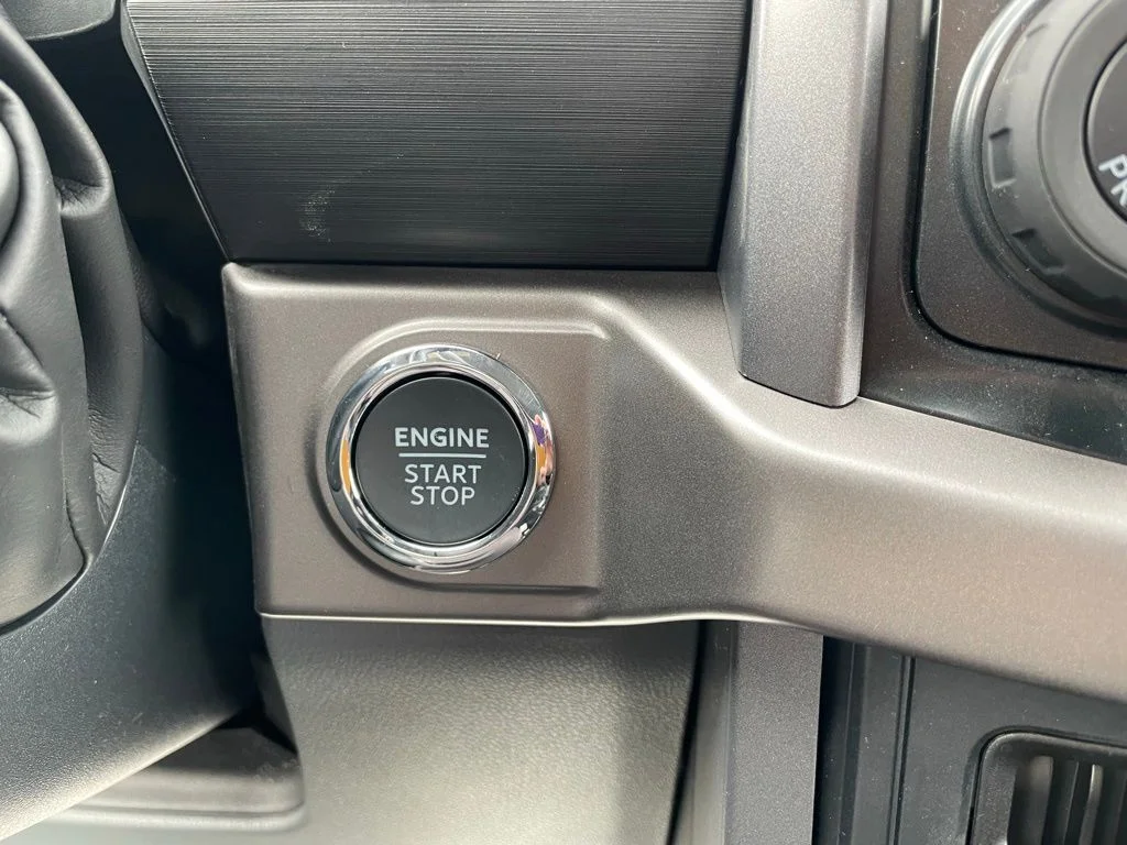 2025 Ford F-150 XLT - Photo 35