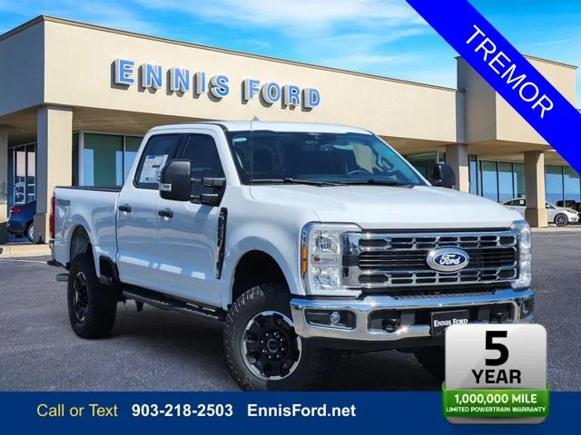 New 2027 Oxford White Ford F-250® XLT image 1