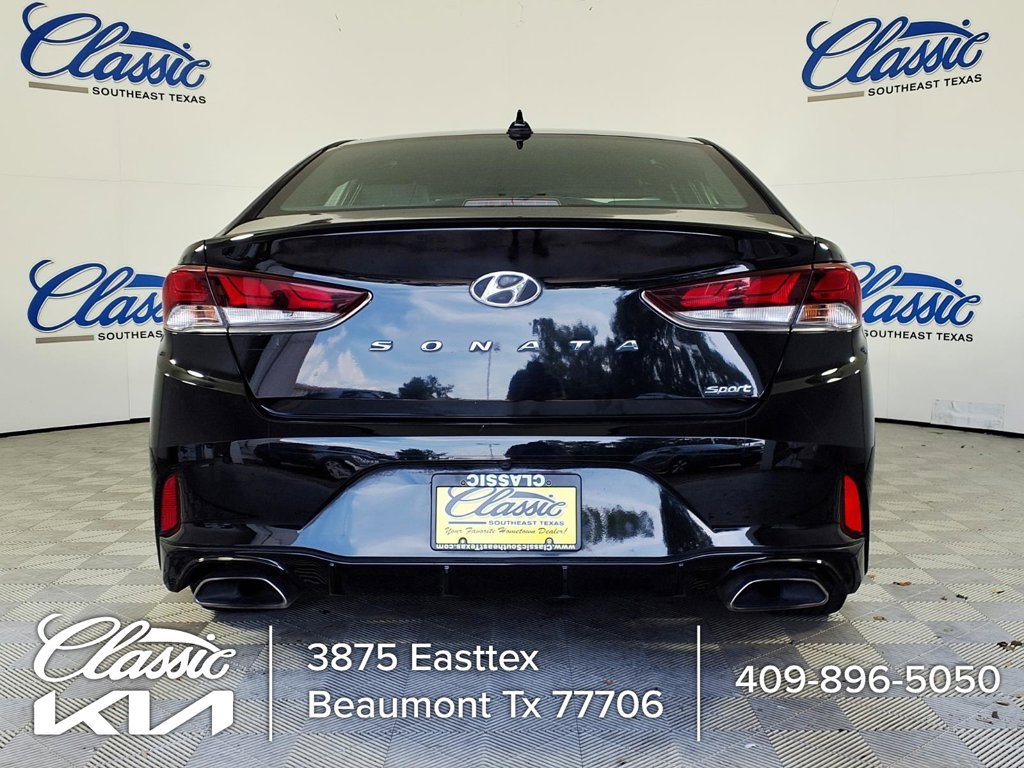 Used 2019 Black Hyundai Sport image 4