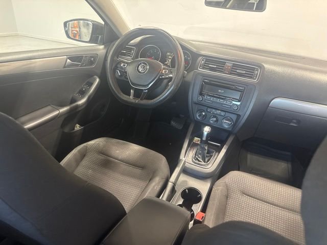Used 2015 Gray Volkswagen 1.8T SE image 23