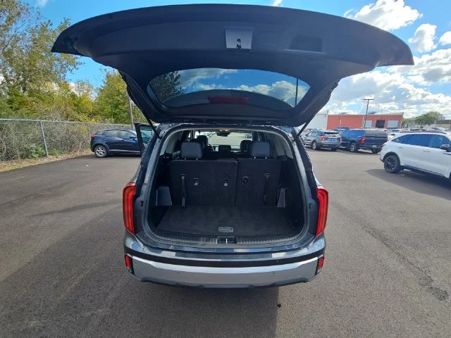 Used 2023 Gray Kia LX image 35