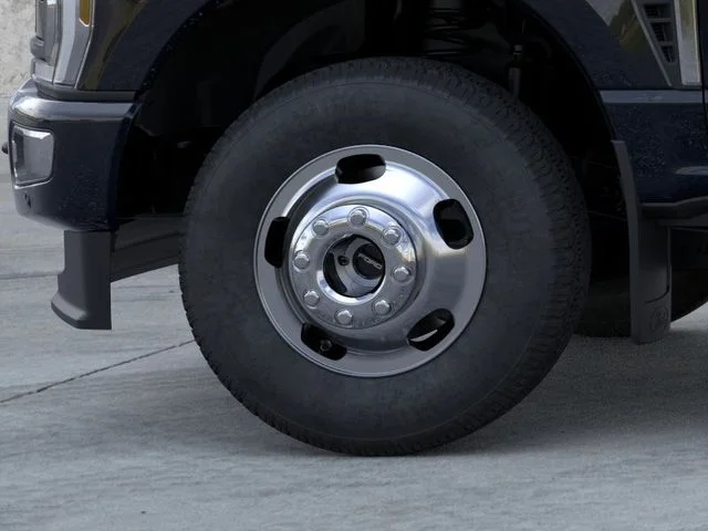 New 2026 Agate Black Metallic Ford F-350® Platinum® image 19