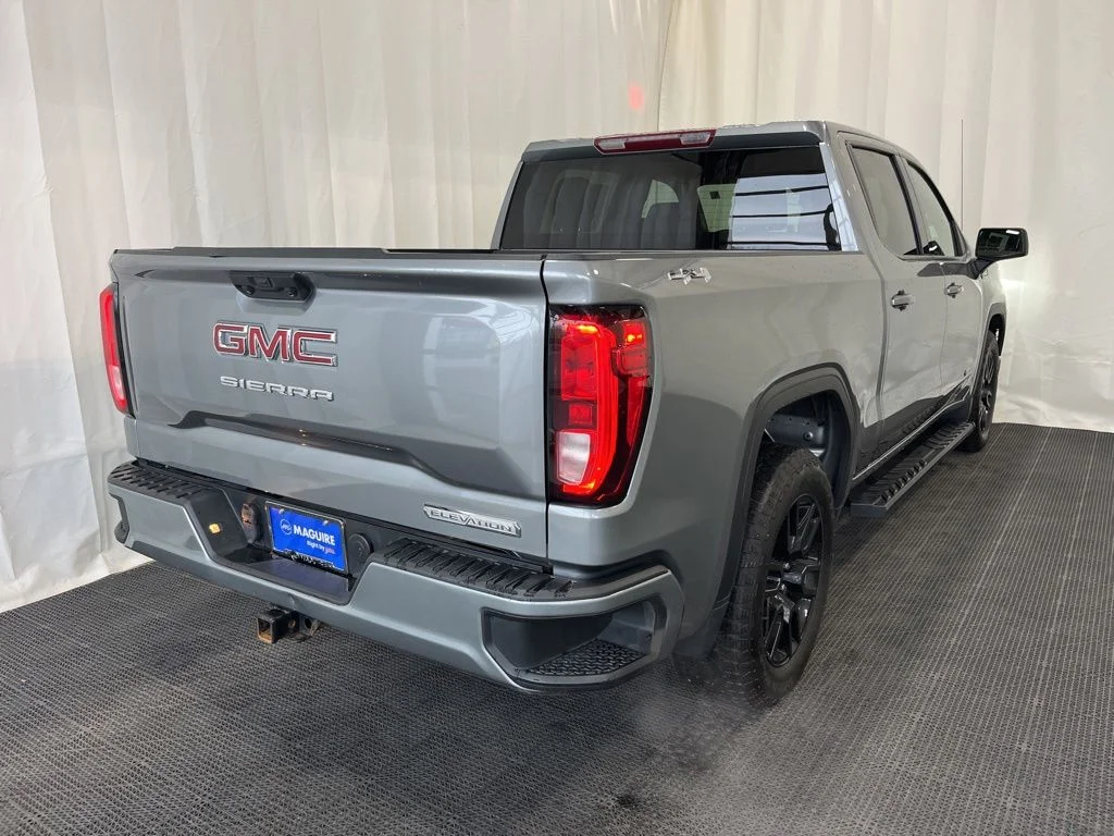 Used 2023 Silver GMC Elevation image 21