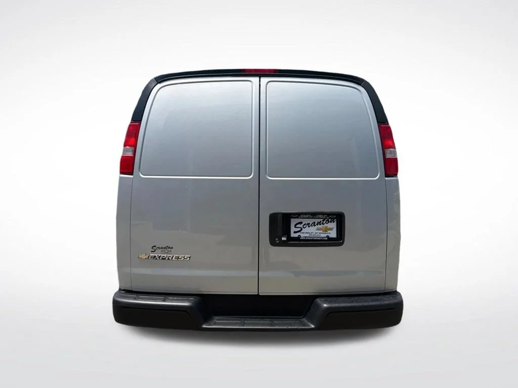 2026 Chevrolet Express Cargo Work Van - Photo 7