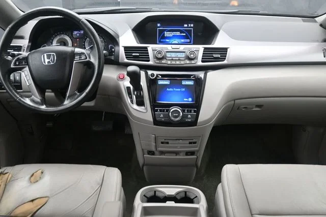 Used 2017  Honda EX-L image 22