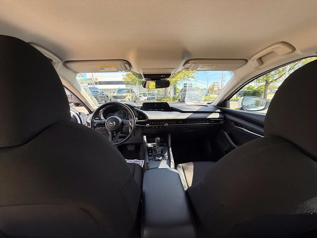 Used 2026 White Mazda 2.5 S image 25