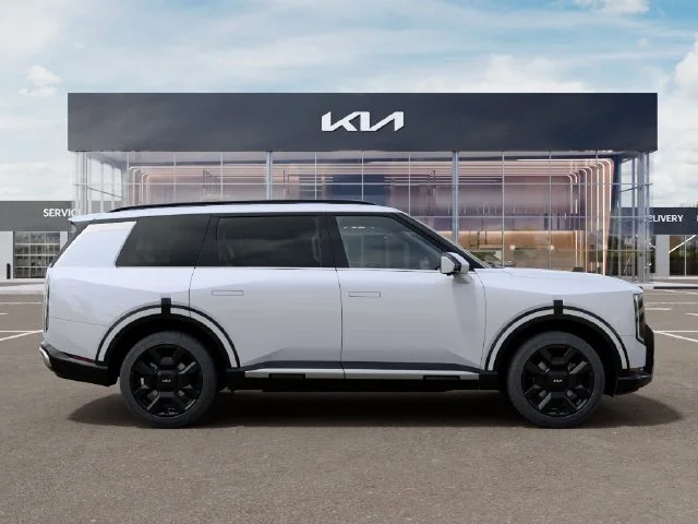 New 2027 White Kia SX image 7