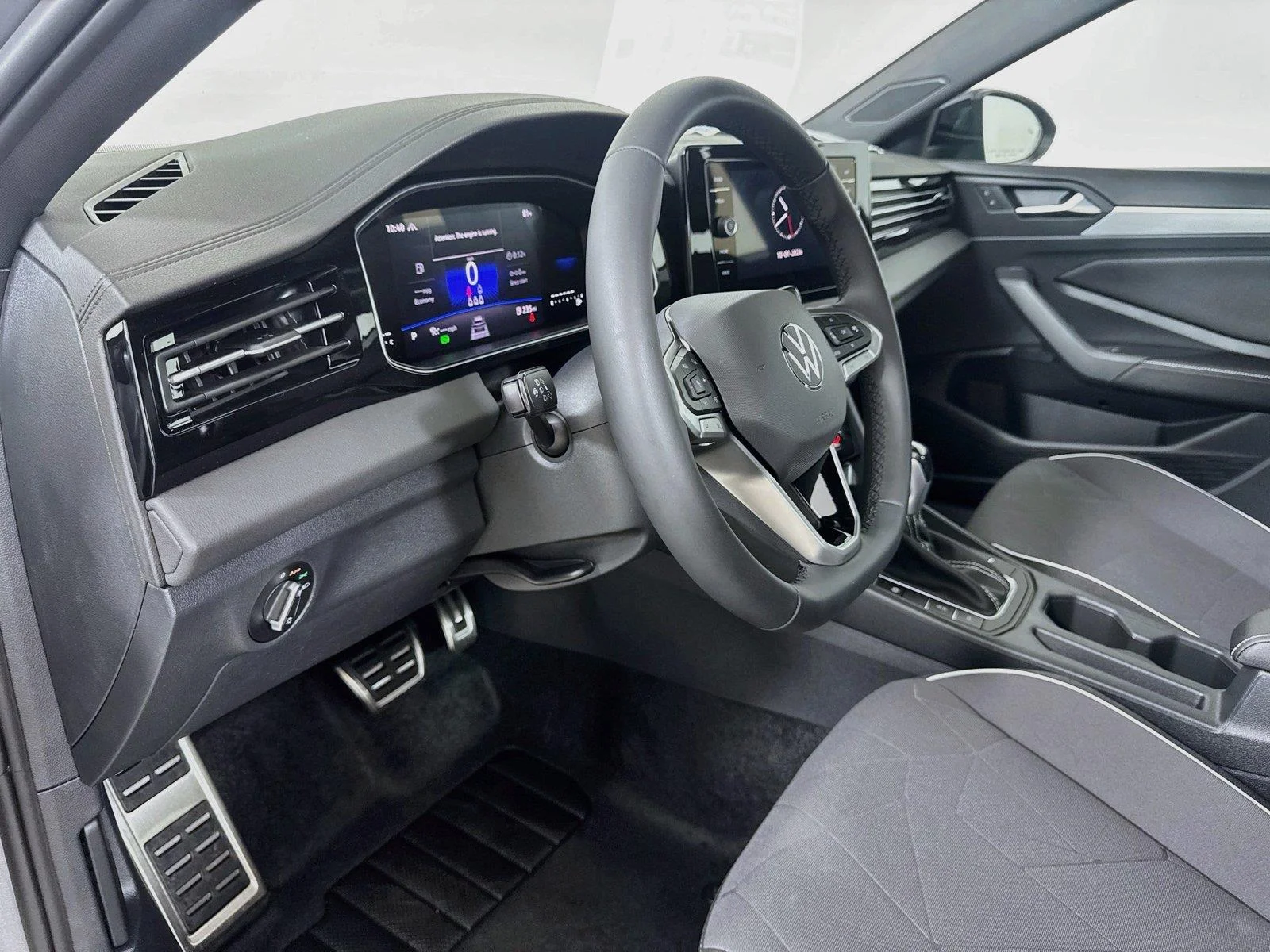 New 2027 SILVER VOLKSWAGEN  image 9