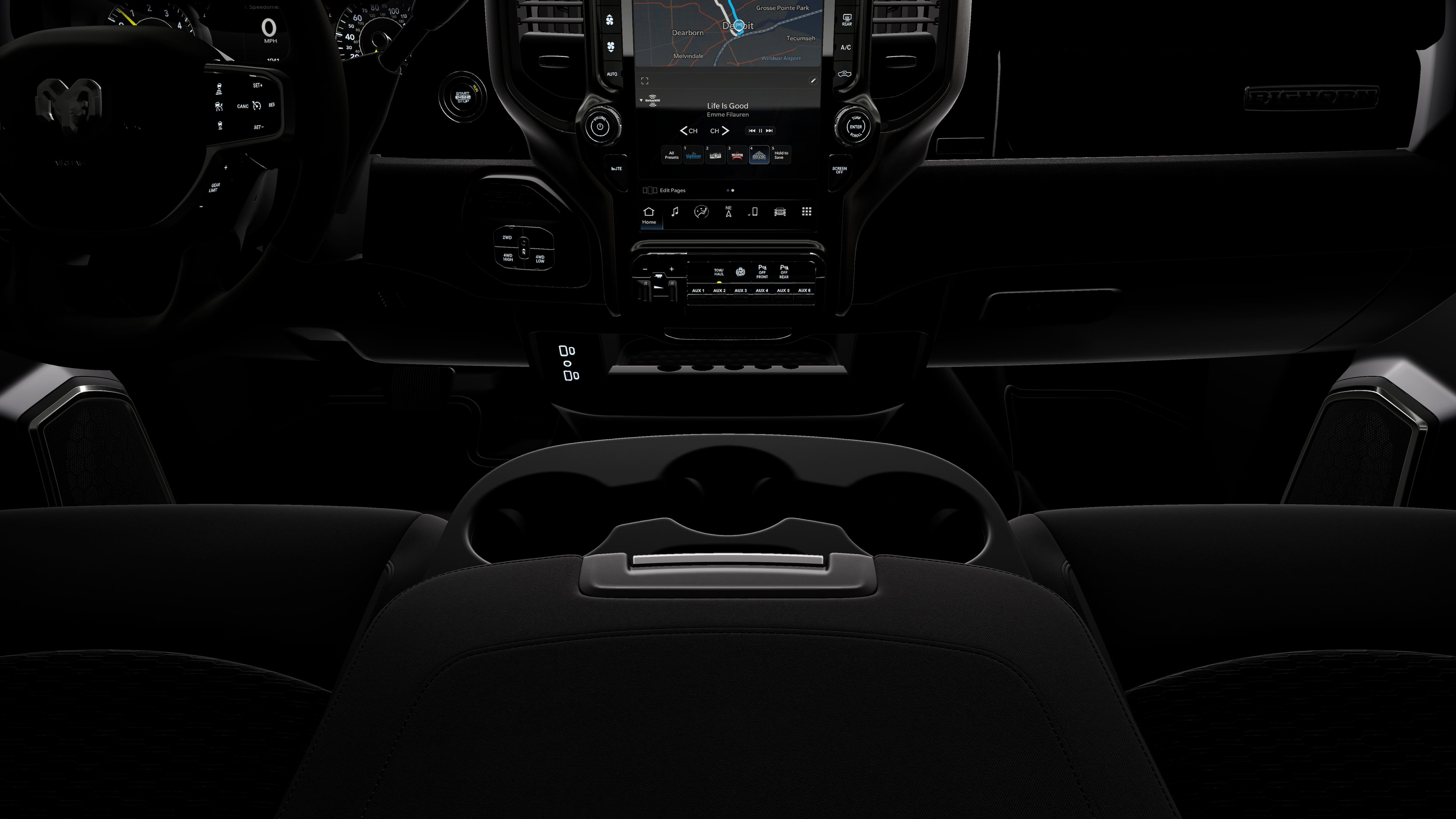 New 2026 Diamond Black Crystal Pearl-Coat Exterior Paint RAM BIG HORN image 17
