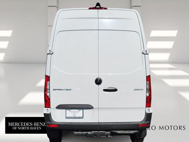 Used 2025 White Mercedes-Benz Cargo 144 WB image 4