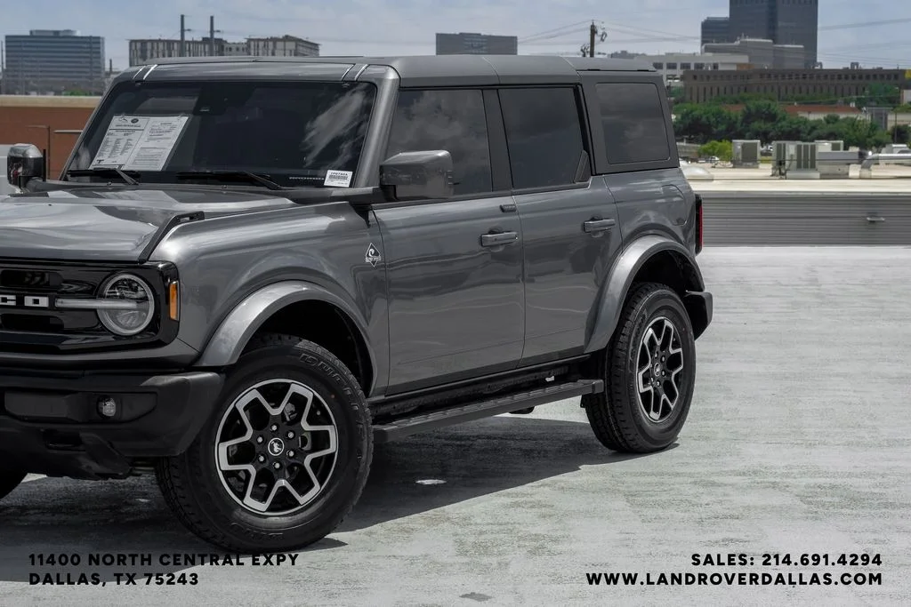 Used 2024 Gray Metallic Ford Outer Banks image 4