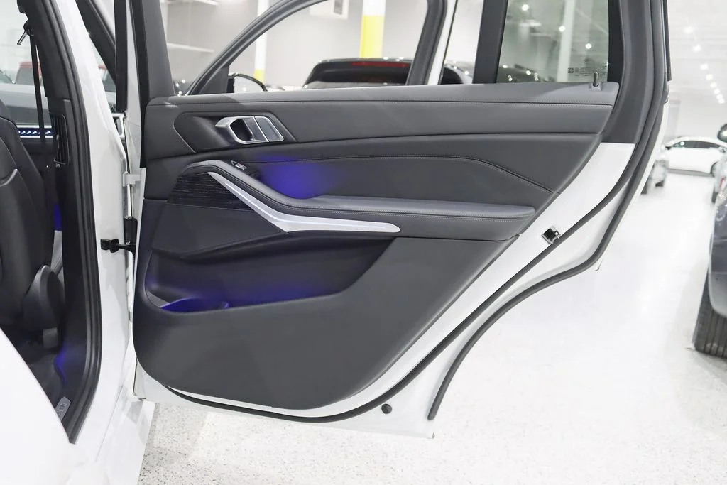 2023 BMW X7 40i - Photo 38