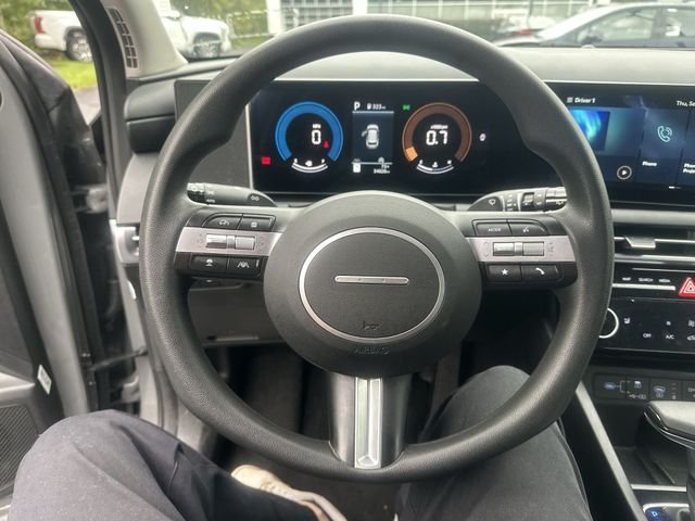 Used 2025 Gray Hyundai SEL image 13