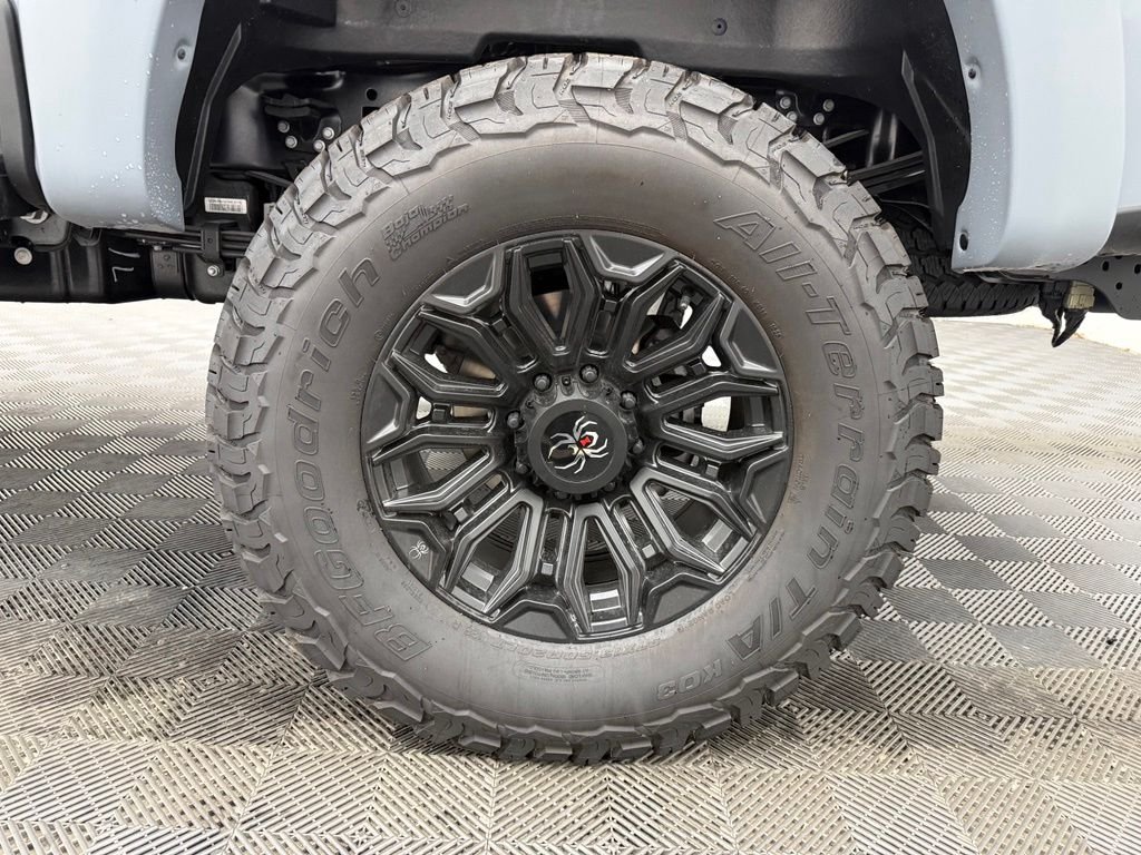 New 2026 Matte Glacier Gray Ford XLT Black Widow Lifted Truck image 19