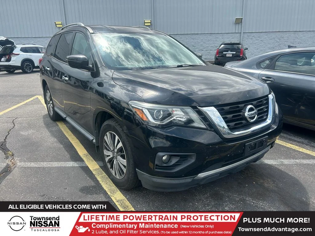 2019 Nissan Pathfinder SV 4WD's photo