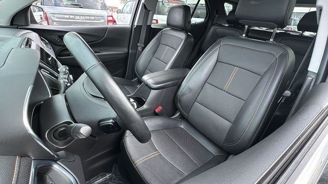 Used 2023 Black Chevrolet Premier image 19