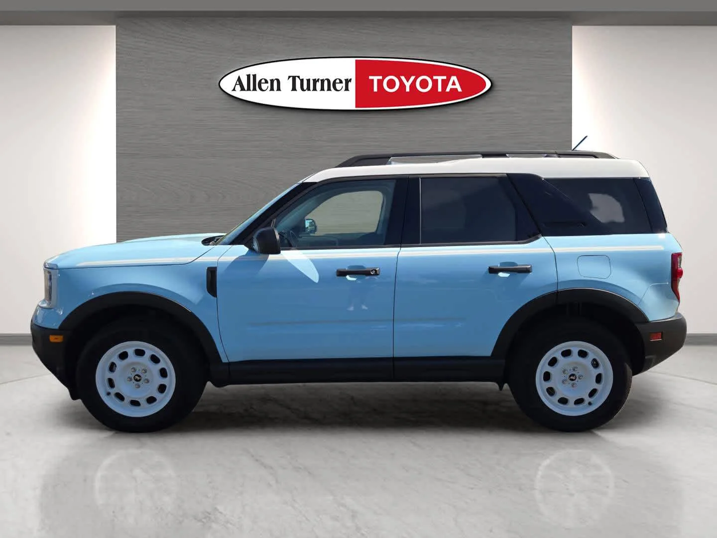 2025 Ford Bronco Sport Heritage - Photo 10