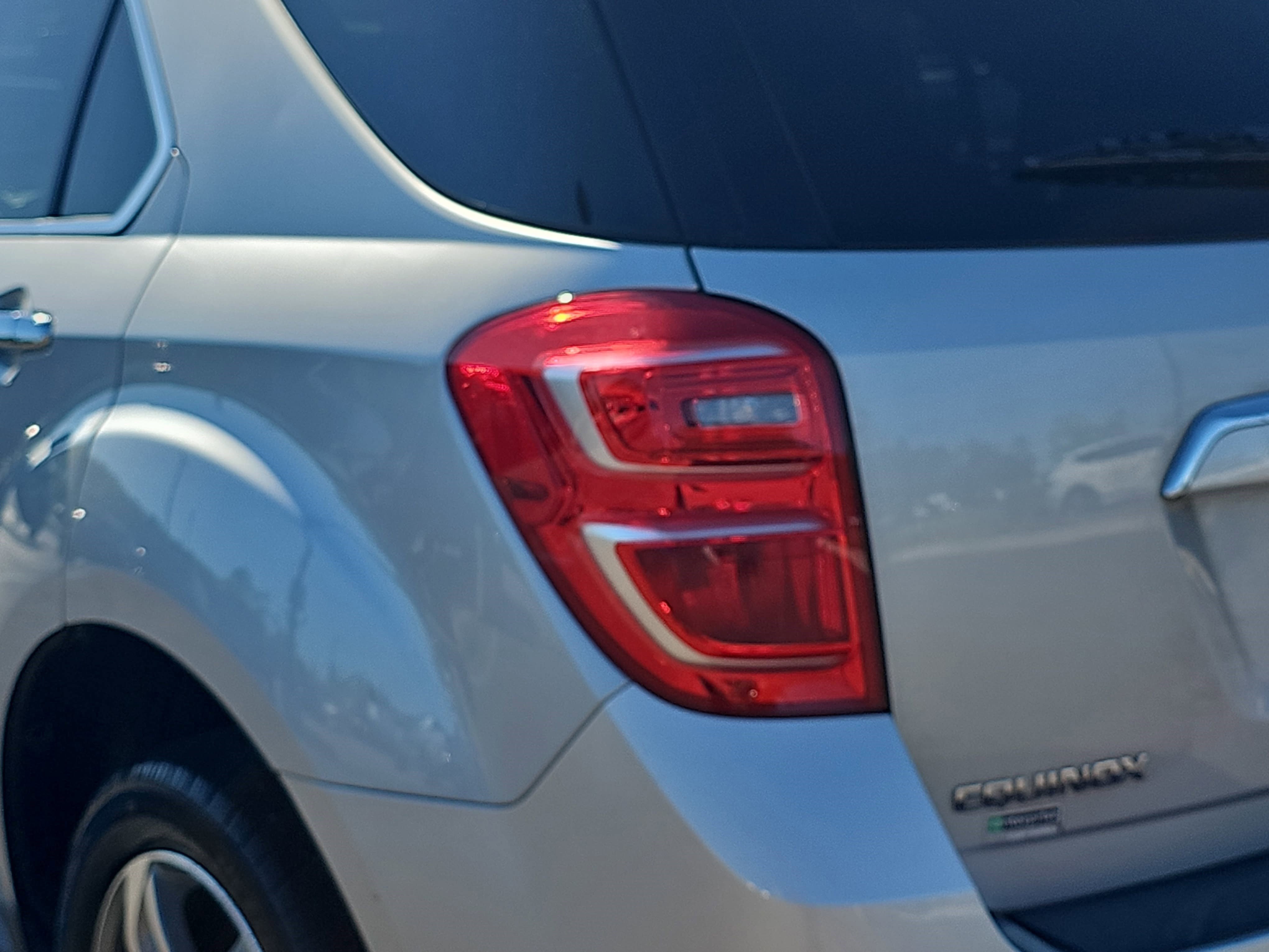 Used 2017 Silver Ice Metallic Chevrolet Premier image 28