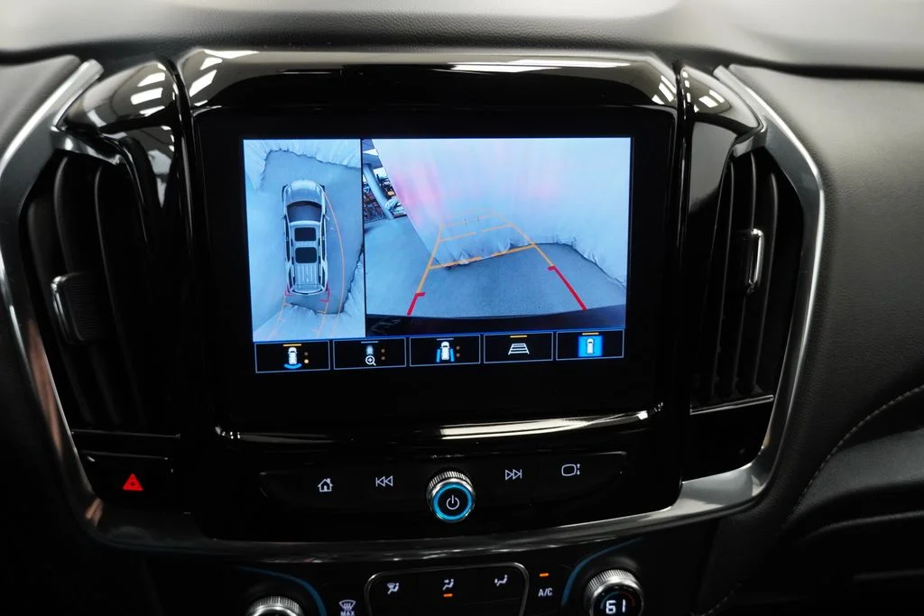 2023 Chevrolet Traverse 3LT - Photo 17
