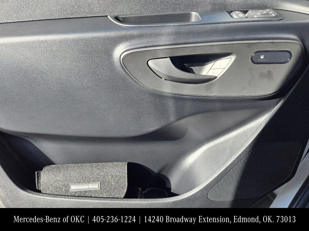 Used 2025 White Mercedes-Benz Cargo 170 WB image 23