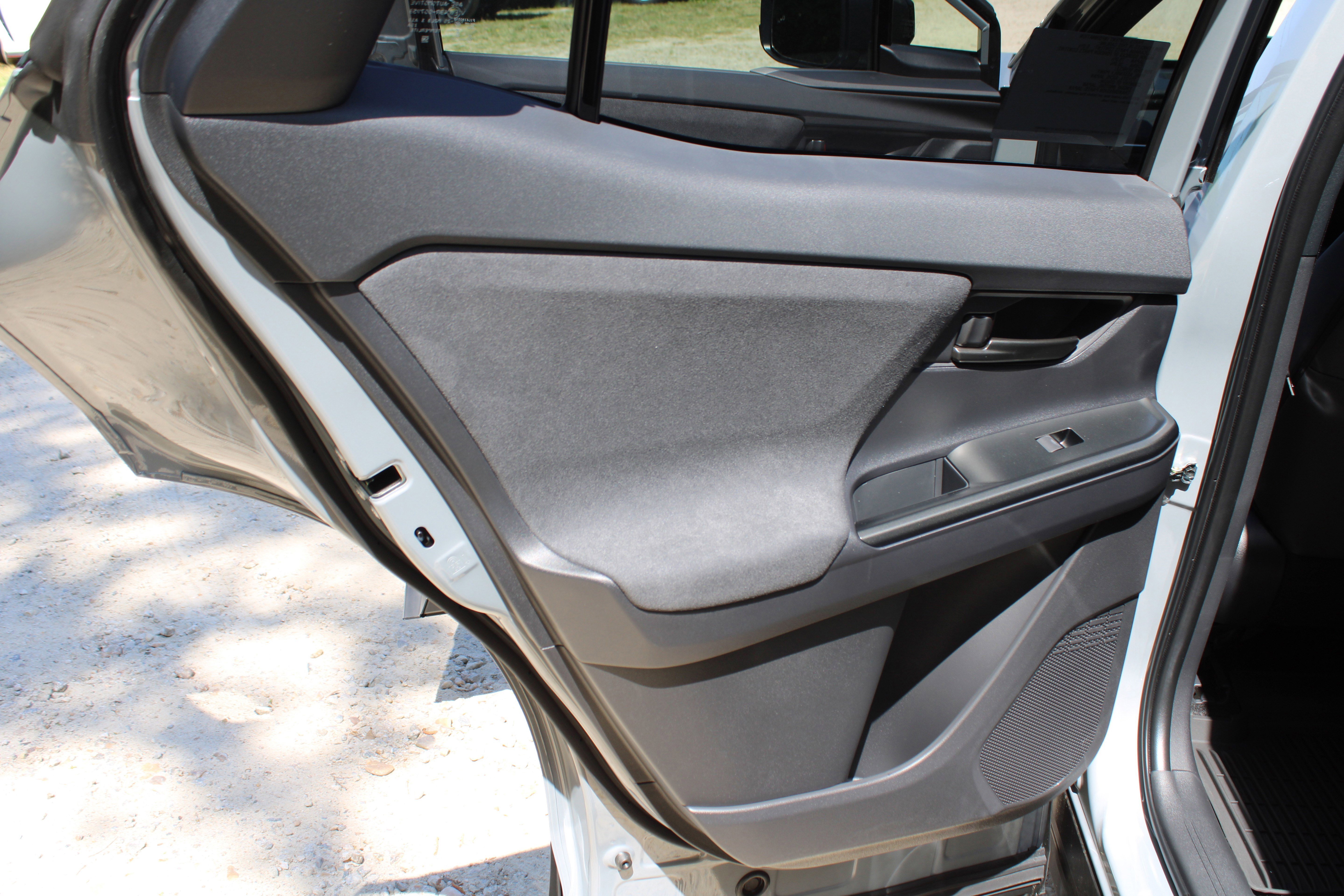 2026 Toyota C-HR SE - Photo 23