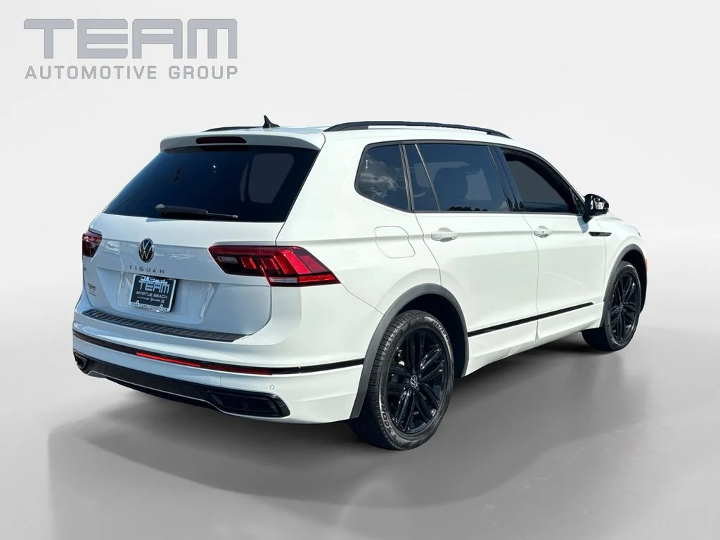 Used 2022 White Volkswagen 2.0T SE R-Line Black image 7