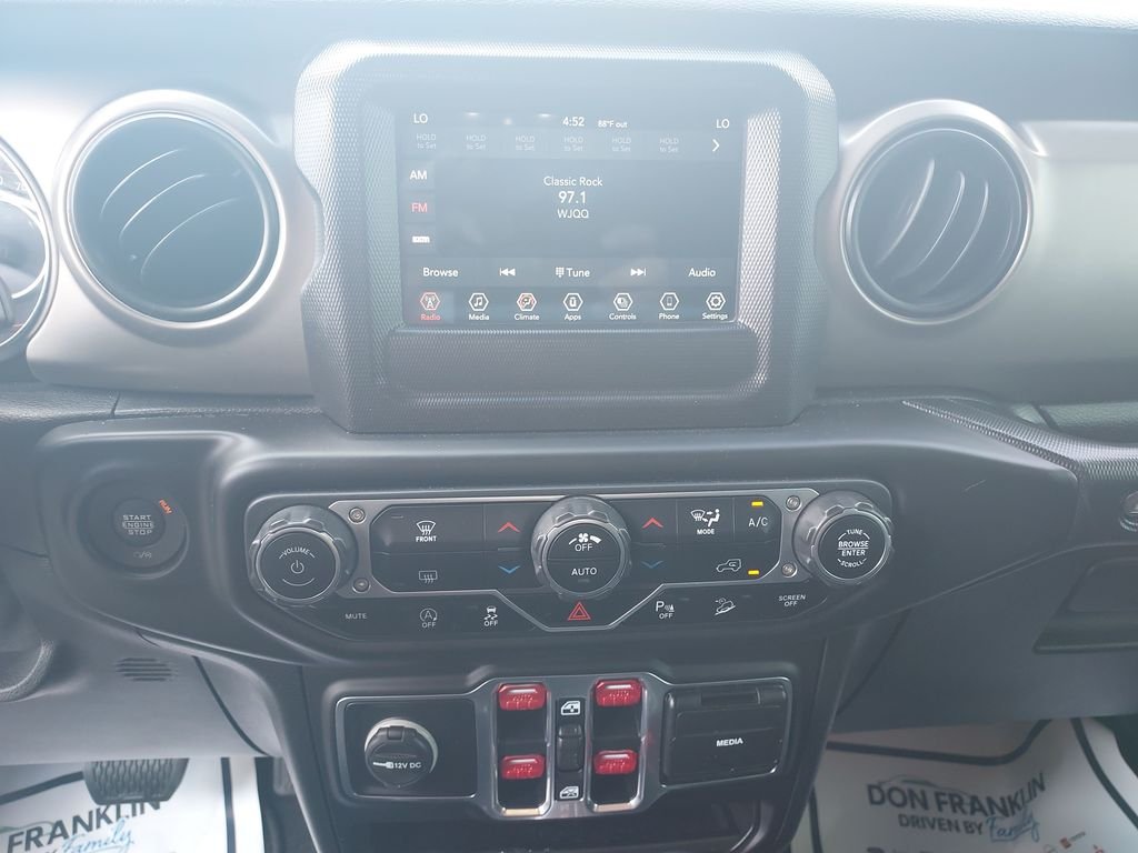 Used 2021 Green Jeep Unlimited Sport S image 18