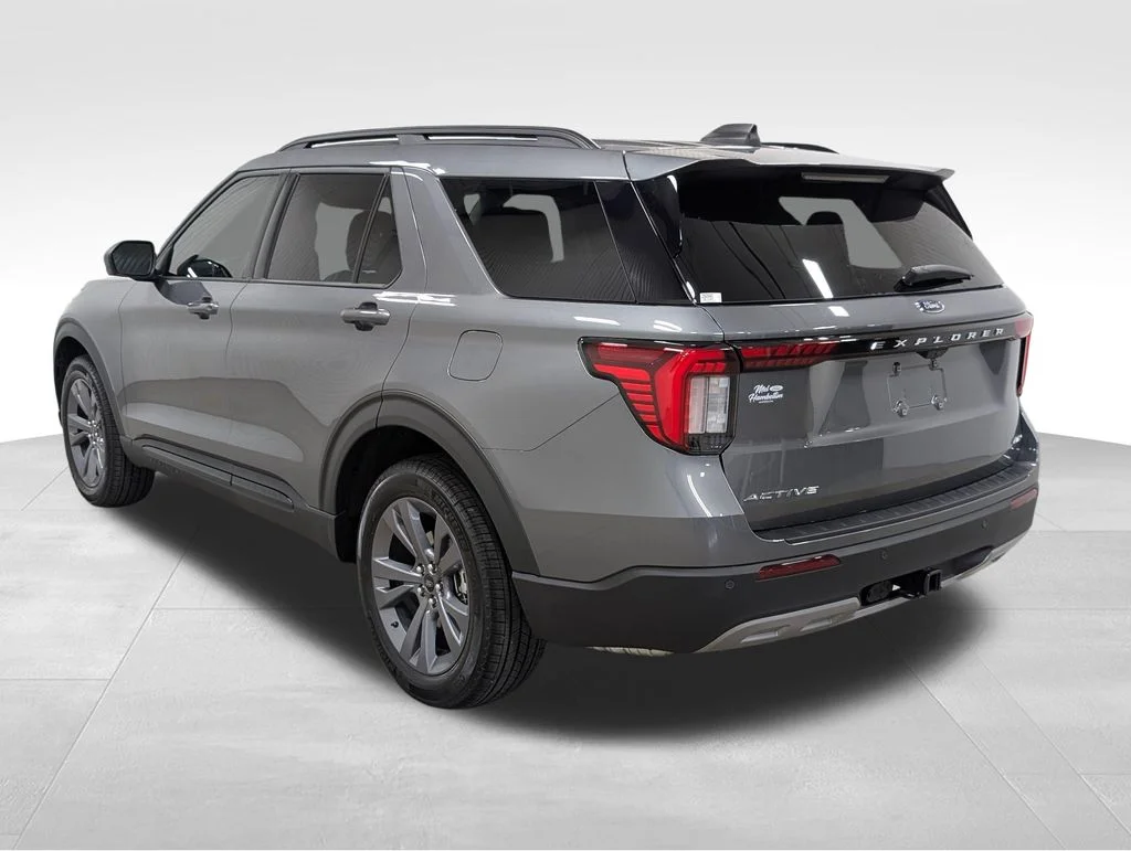 New 2026 Carbonized Gray Metallic Ford Active image 22