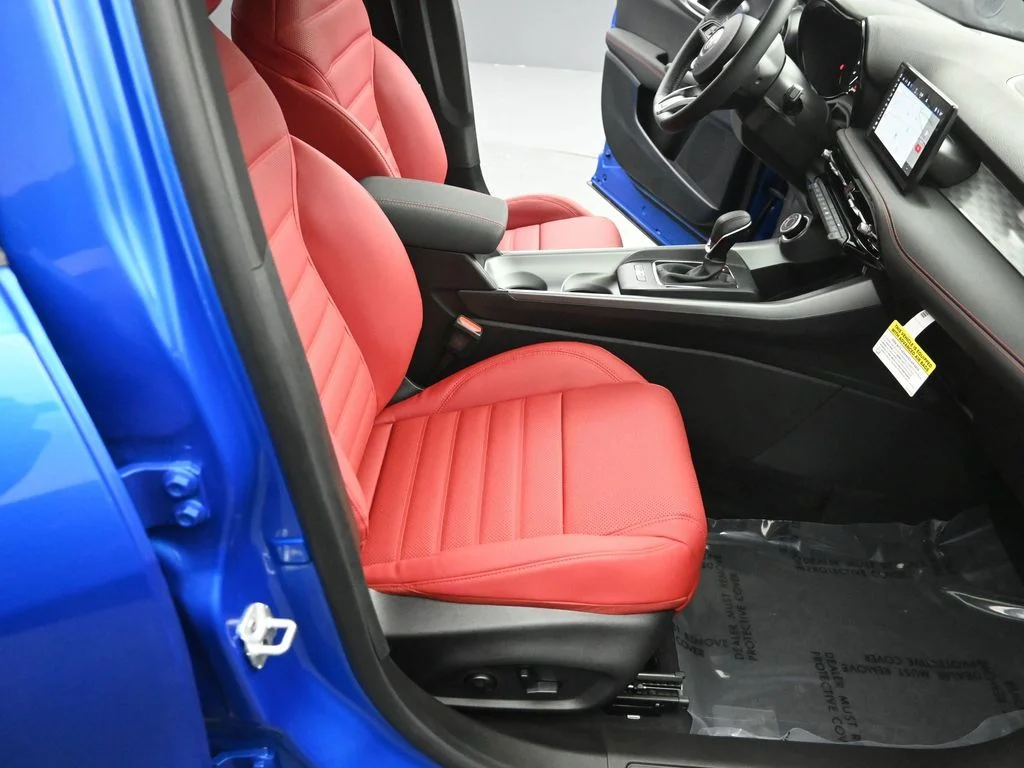 New 2026 Misano Blue Metallic Exterior Paint Alfa Romeo Base image 26